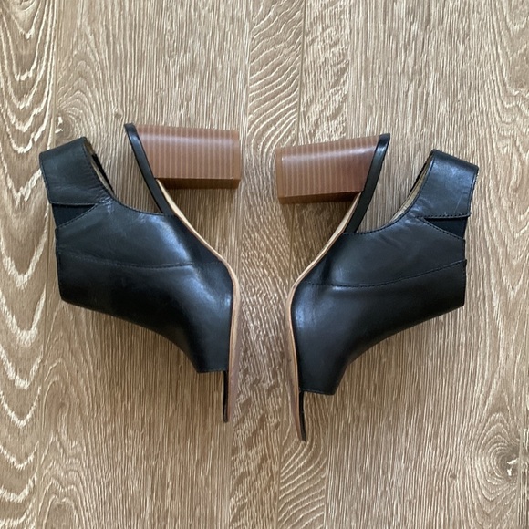 Pegabo  Genuine Leather Mules - Picture 2 of 5
